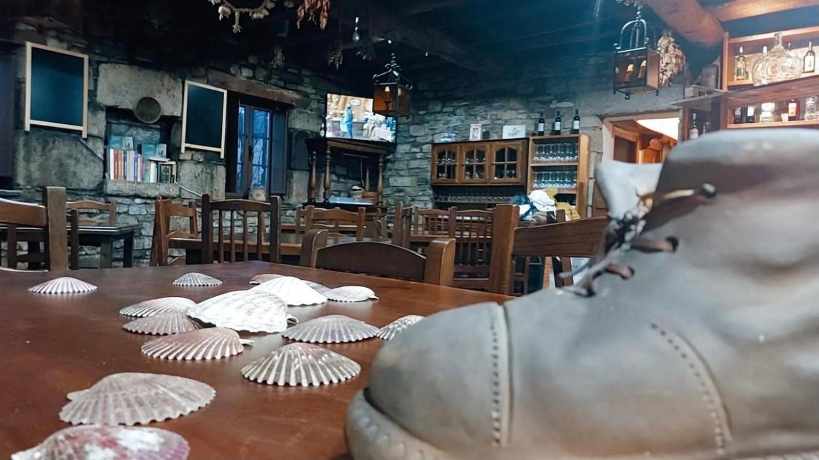 La Venta Celta Hotel O Cebrero ภายนอก รูปภาพ